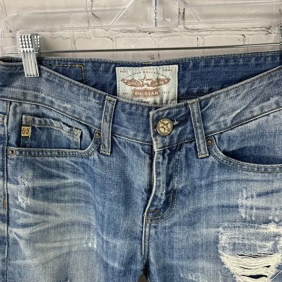 Big Star Ripped Joey Boyfriend Jeans - Picture 4 of 12